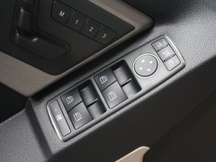 2012款 GLK300 3.0L 豪华型 5座