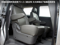 2012款 2.0 自动 旗舰型7座