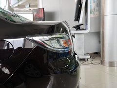2012款 2.0 自动 精英版
