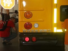 2012款 2.0 商务舱豪华版4Gi-VVT 7座