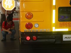 2012款 2.0 商务舱豪华版4Gi-VVT 7座