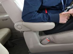 2013款 2.2L 自动 VQ-R豪华版 7座