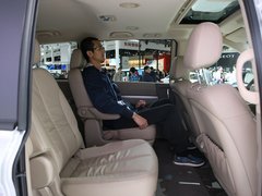 2013款 2.2L 自动 VQ-R豪华版 7座