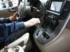 2013款 2.2L 自动 VQ-R豪华版 7座