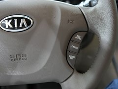 2013款 2.2L 自动 VQ-R豪华版 7座