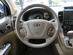 2013款 2.2L 自动 VQ-R豪华版 7座