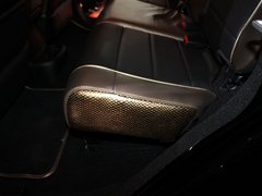 2012款 3.6L 极地版撒哈拉 4座