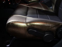 2012款 3.6L 极地版撒哈拉 4座
