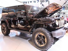 2012款 3.6L 极地版撒哈拉 4座