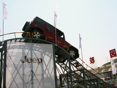 2012款 3.6L 极地版撒哈拉 4座