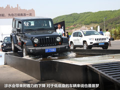 2012款 3.6L 极地版撒哈拉 4座