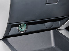 2012款 2.8T 四驱 基本型