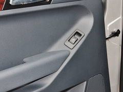 2012款 2.8T 四驱 基本型