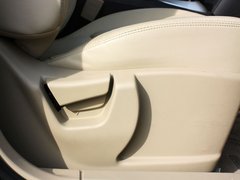 2012款 2.0L CVT XV 雷 2WD 5座