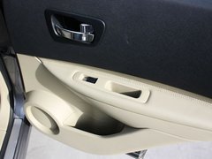 2012款 2.0L CVT XV 雷 2WD 5座