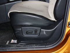 2012款 2.0L CVT XV 雷 2WD 5座
