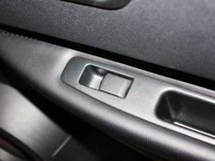 2012款 2.0L CVT XV 雷 2WD 5座