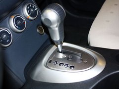 2012款 2.0L CVT XV 雷 2WD 5座