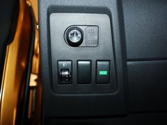2012款 2.0L CVT XV 雷 2WD 5座