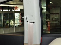 2012款 2.0L CVT XV 雷 2WD 5座