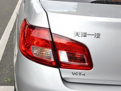 2012款 1.5L MT 精英型