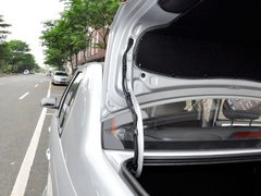 2012款 1.5L MT 精英型