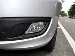 2012款 1.5L MT 精英型