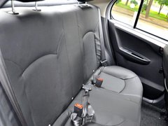 2012款 1.5L MT 精英型