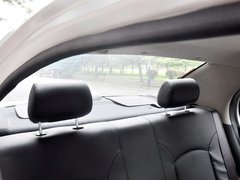 2012款 1.5L MT 精英型