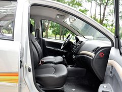 2012款 1.5L MT 精英型
