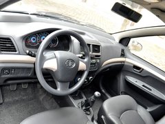 2012款 1.5L MT 精英型
