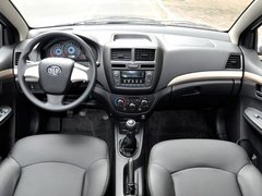 2012款 1.5L MT 精英型