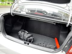 2012款 1.5L MT 精英型