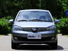2012款 1.5L MT 精英型