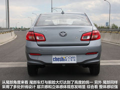 2012款 1.5L MT 精英型