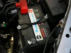 2012款 1.5L MT 精英型