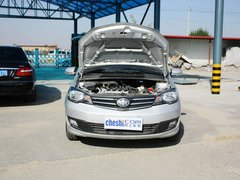 2012款 1.5L MT 精英型