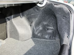 2012款 1.5L MT 精英型