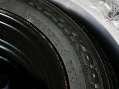 2012款 1.5L MT 精英型