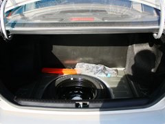 2012款 1.5L MT 精英型