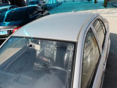 2012款 1.5L MT 精英型