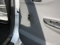 2012款 1.5L MT 精英型