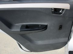 2012款 1.5L MT 精英型