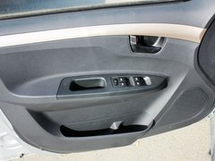 2012款 1.5L MT 精英型