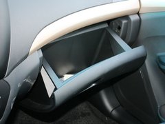 2012款 1.5L MT 精英型