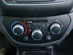 2012款 1.5L MT 精英型