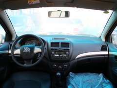 2012款 1.5L MT 精英型