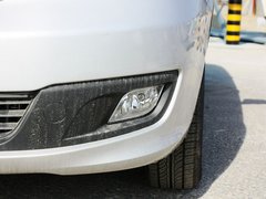 2012款 1.5L MT 精英型
