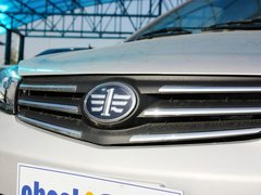 2012款 1.5L MT 精英型