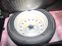 2012款 1.6L 手动 舒适型 5座